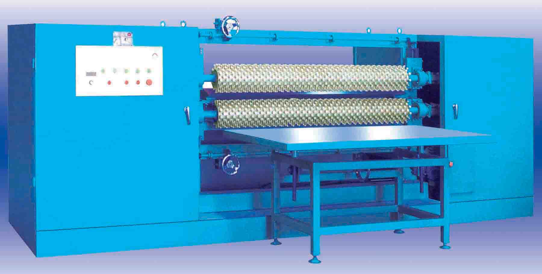 Foam profiling cutting machine