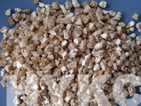 Silver-white expandable vermiculite