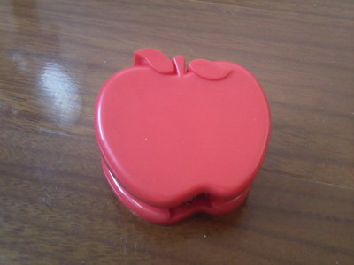 apple stapler