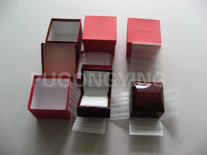 Small Wooden Ring Boxes