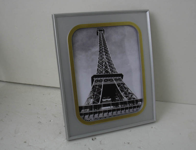 plastic photo frame