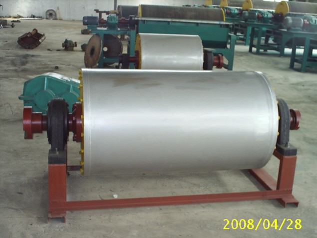 dry magnetic separator