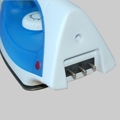 CORDLESS STEAM IRON