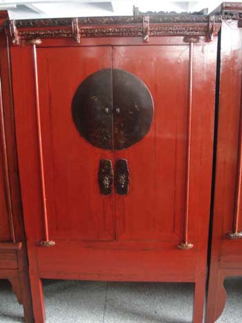 Antique red lacquer Cabinet