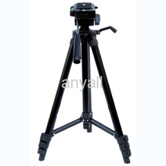 LIGHTWEIGHT TRIPOD