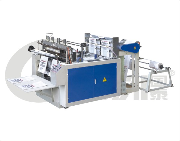 Hot sealing hot cutting bag making machine