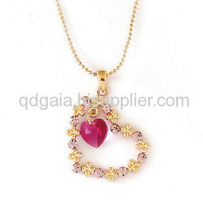 Goldplated heart style pendant