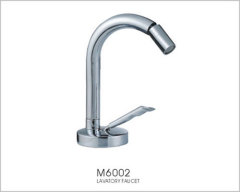 chrome kitchen faucet