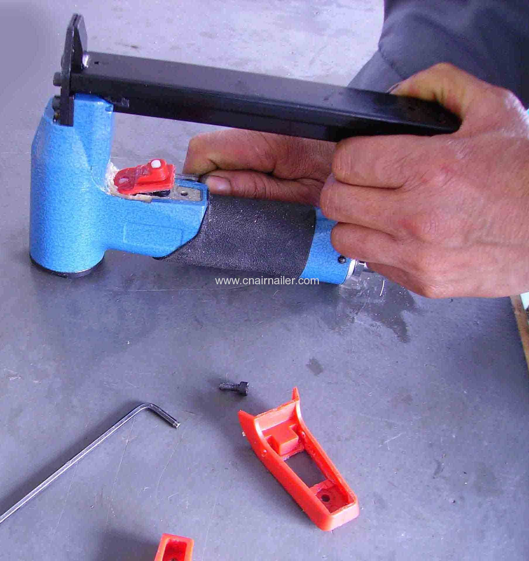 how to Repair Stapler FS8016B Trigger