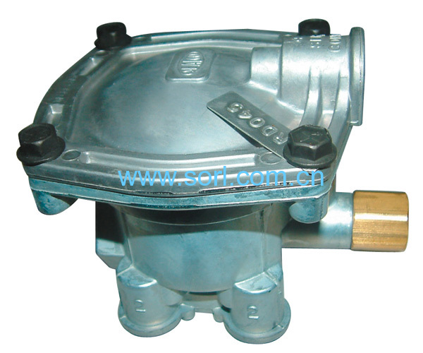 Relay valve series