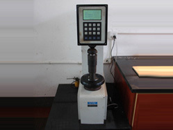 Brinell hardness tester