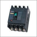 Moulded case circuit breaker