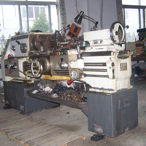 Horizontal Lathe