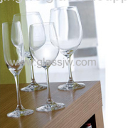 Guangzhou Jingwei Glassware Co.,Ltd.