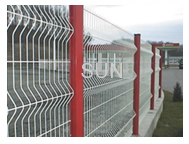 Curvy Welded Fencing