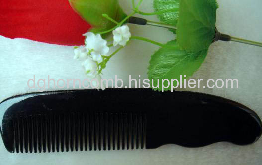 Two Wave Handle Black Yak Horn Comb