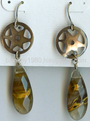 shell earrings