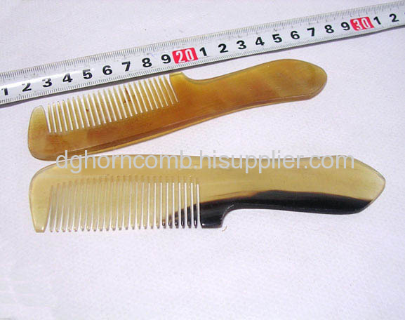 Round Handle Yellow Cattle Horn Comb