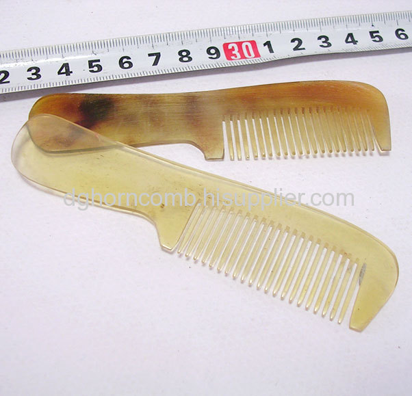 Round Handle Yellow Cattle Horn Comb