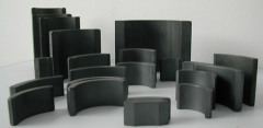 Ferrite segment magnet