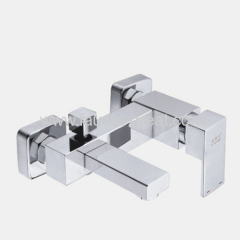 square External bathtub mixer