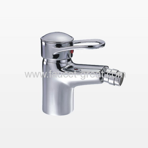 Single hole bidet mixer