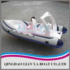 pleasure boat