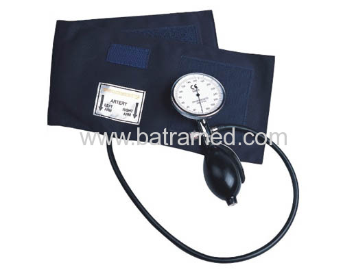 sphygmomanometer