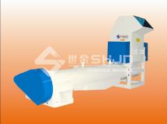 Plastic crusher with washing equipment