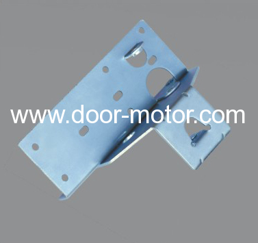 Commercial garage door top bracket