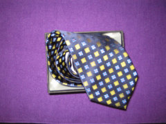 100% silk woven tie