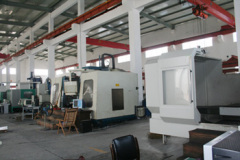 Zhejiang Huangyan Younge Mould Co.,Ltd.