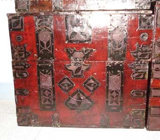 Antique Korean trunk