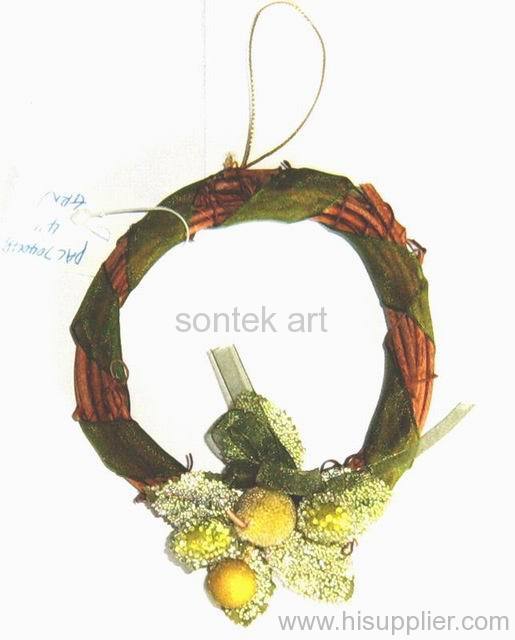 PEAR WREATH