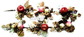 APPLE AND BERRY GARLAND