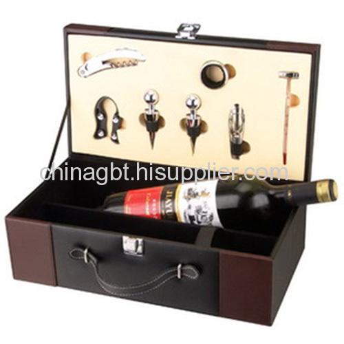 wine accessory set