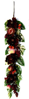 APPLE AND BERRY GARLAND