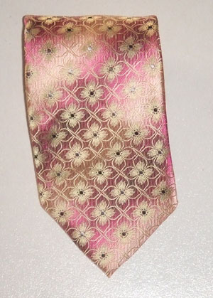 Silk woven necktie