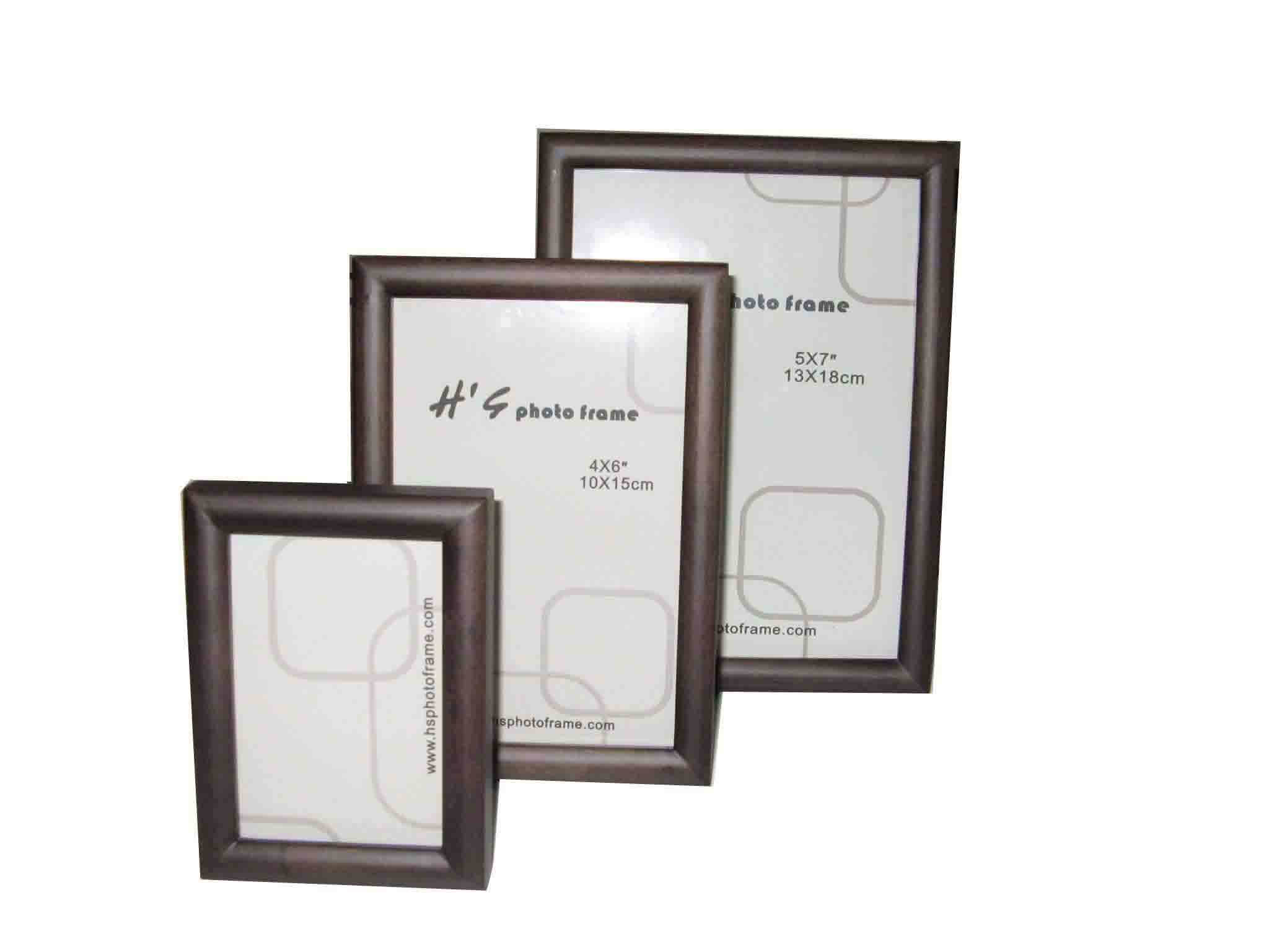 Wooden photo frame