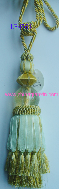 Curtain tassel