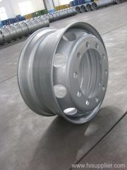 Steel tubeless wheels for trucks