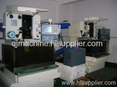 Ningbo Yinzhou Qiujing Machine Co., Ltd.