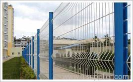 welded wire mesh fence