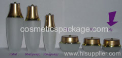 round	glass	cosmetics	jar	golden