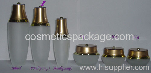 round	glass	cosmetic	jar	golden