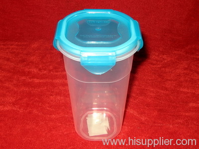 Plastic cup