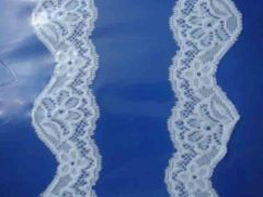 Tricot Lace