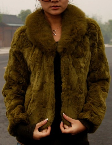Ladies' Rabbit Fur Coat With Blue Fox Fur Collar