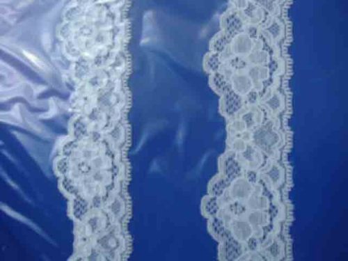 Tricot Lace