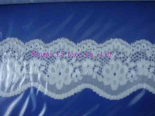 Tricot Lace